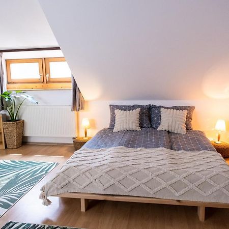Sziklai Apartman Veszprem Luaran gambar