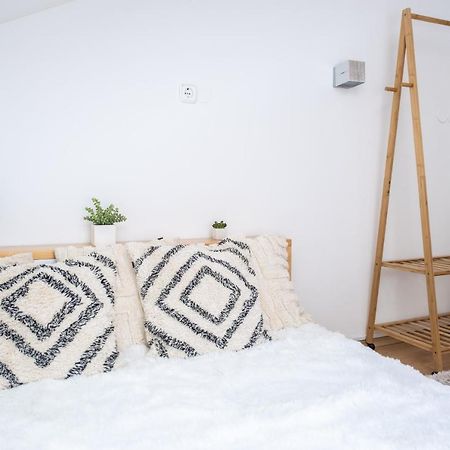 Sziklai Apartman Veszprem Luaran gambar