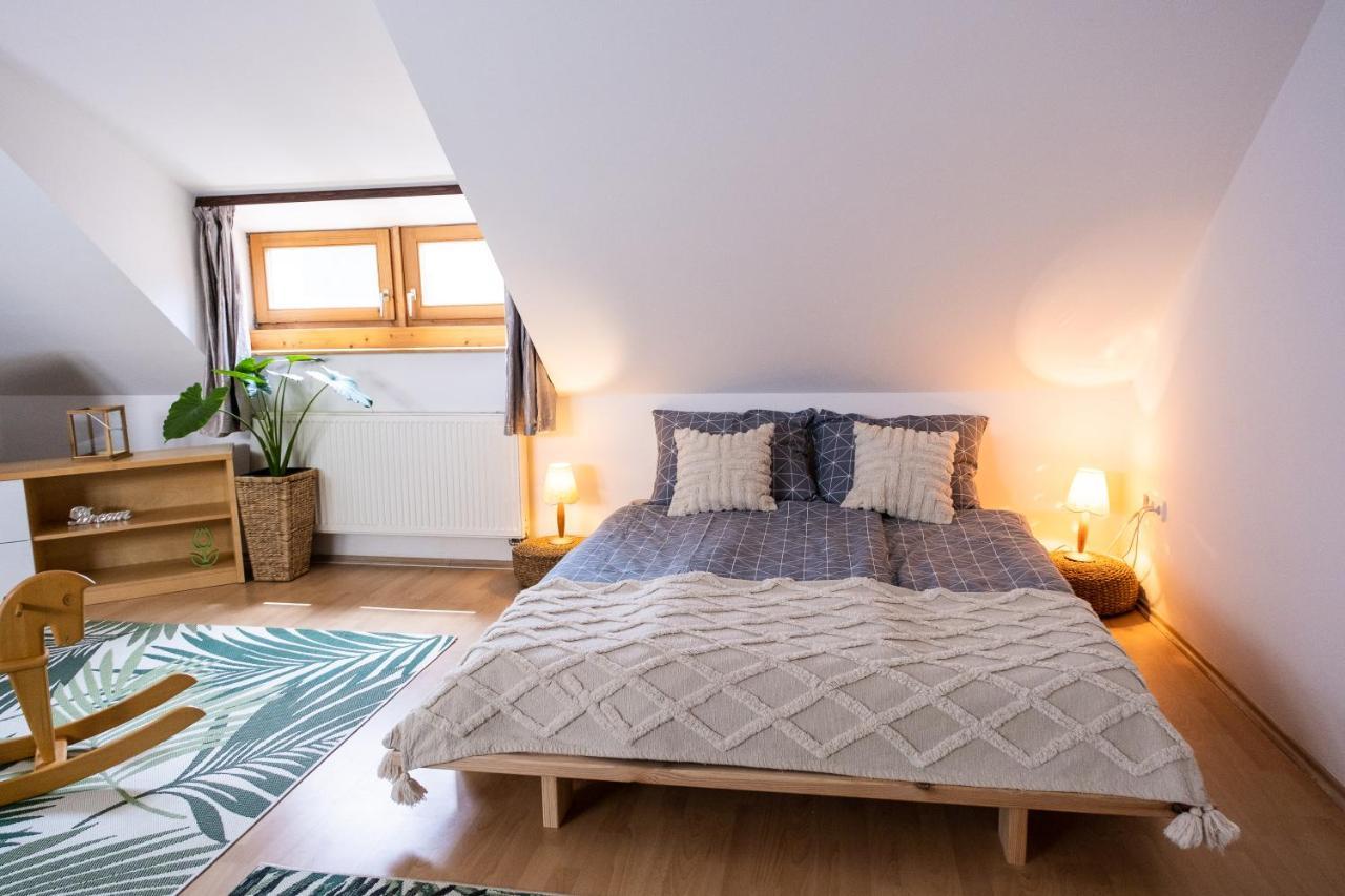 Sziklai Apartman Veszprem Luaran gambar